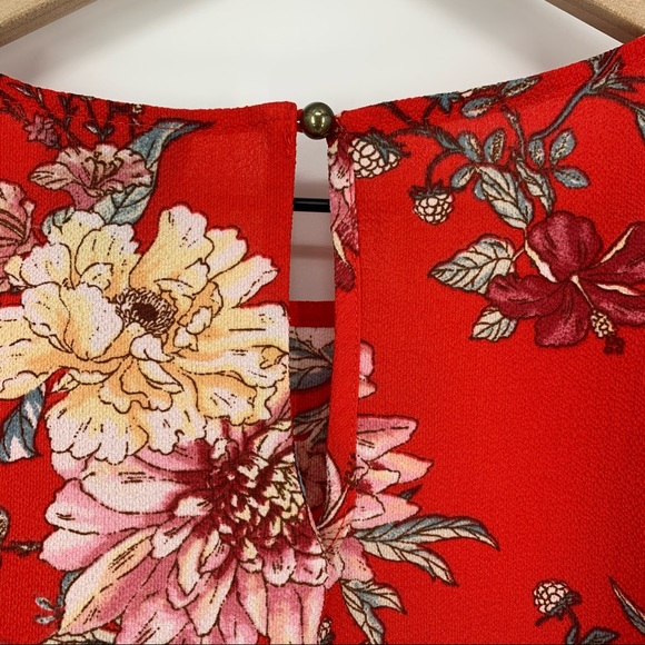Bobeau Double Ruffle Red Floral Mixed Boxy Blouse - Picture 5 of 9